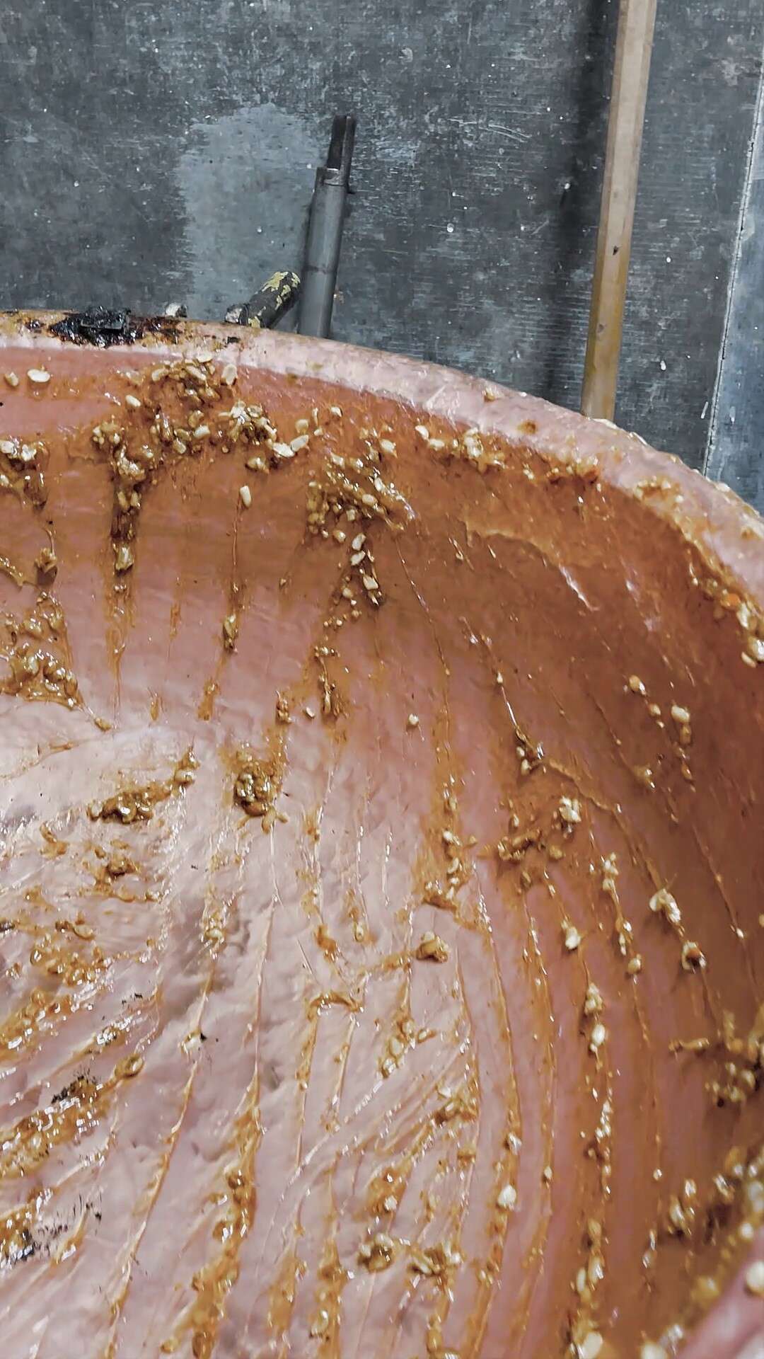 mide-bulandiran-kacak-imalathaneyi-goren-zabita-gozlerine-inanamadi