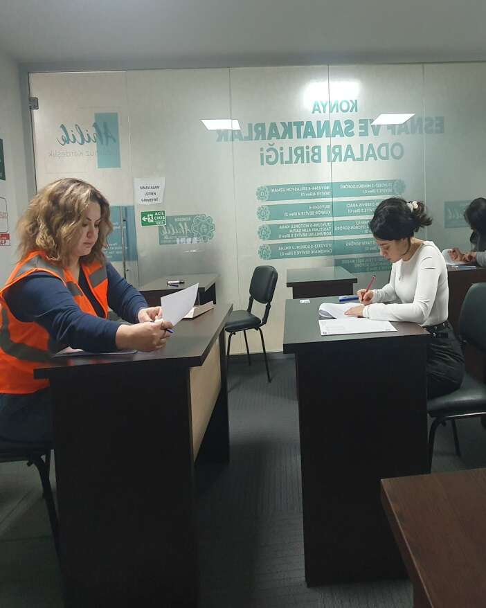 guzellesmek-isterken-cildinizi-yakmayin-konyada-uzmani-uyardi