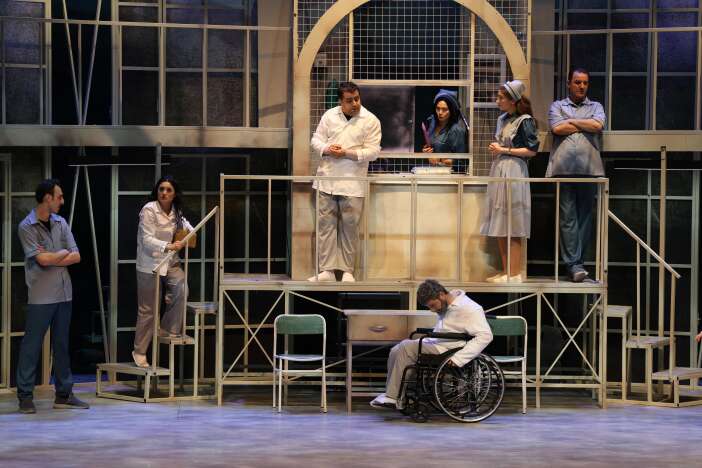 konya-sehir-tiyatrosunun-yeni-oyunu-seyirciden-tam-not-aldi