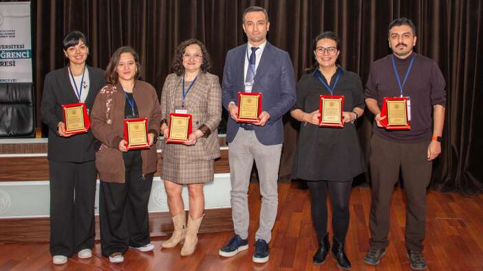 konyada-buyuk-bulusma-30-universite-tek-cati-altinda-toplandi