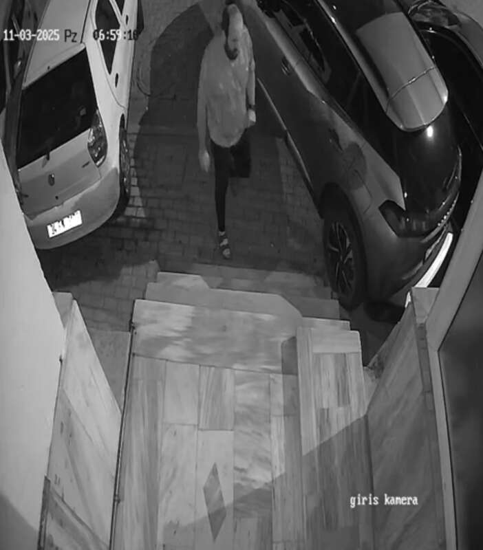 sokak-ortasinda-supheli-olum-akilli-saati-112yi-otomatik-aradi