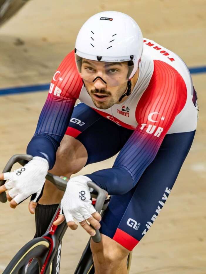 konyanin-basarili-sporculari-uluslararasi-arenada-milli-formanin-hakkini-verdiler