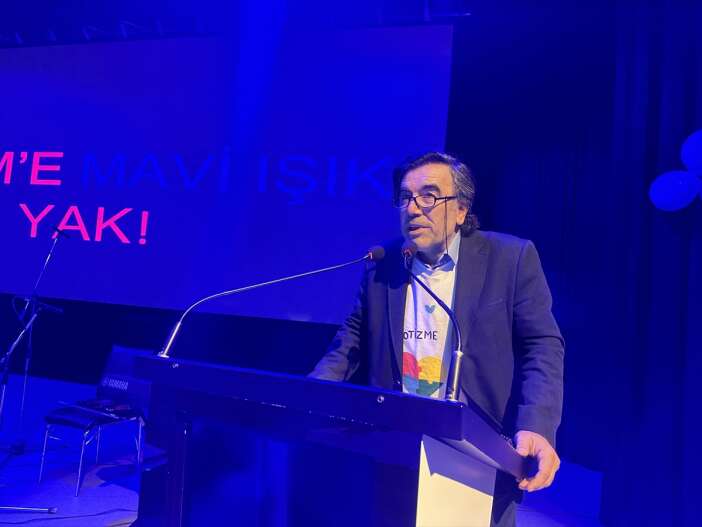 otizmli-bireylerden-olusan-ozel-koro-konyada-sahneye-cikti