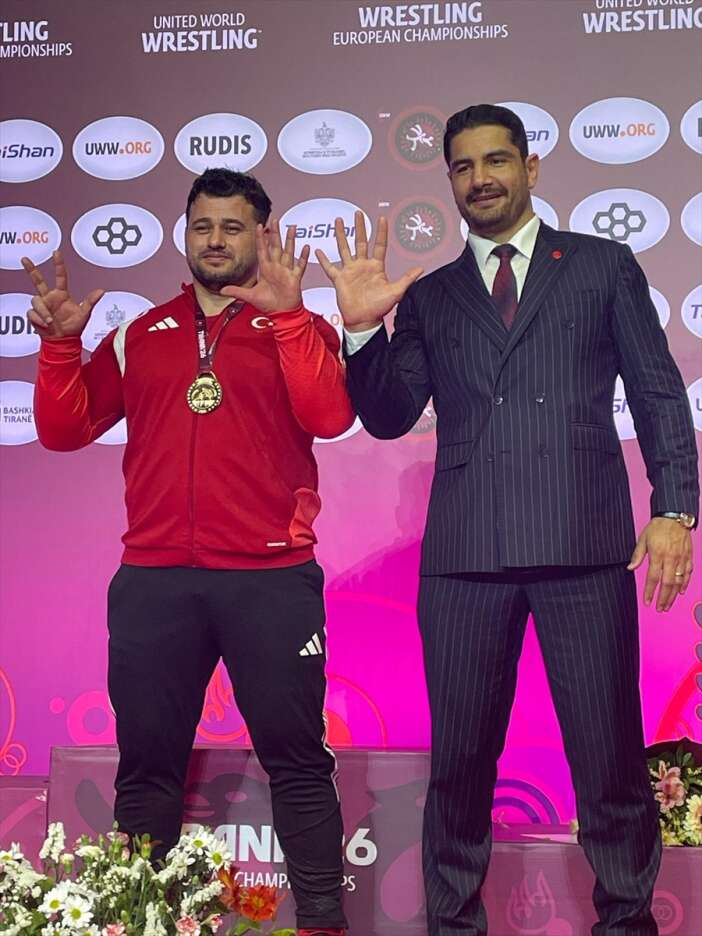 riza-kayaalp-tarih-yazdi-cumhurbaskani-erdogan-kutladi