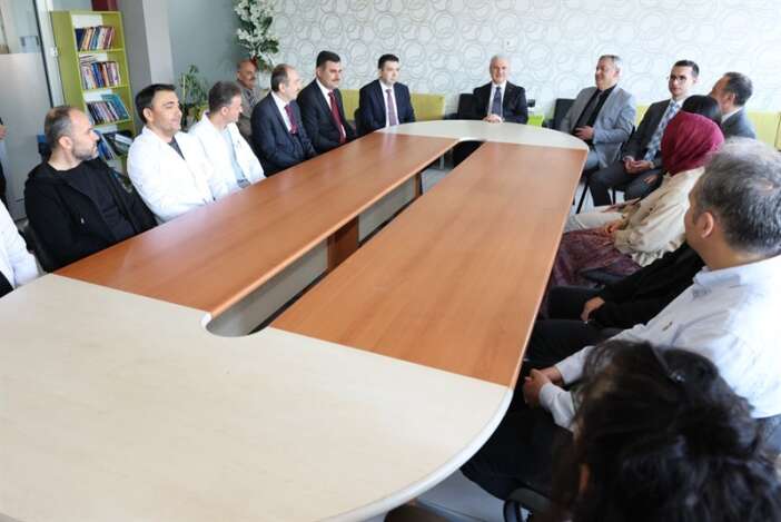 konya-valisi-akin-karatay-fen-lisesinde-guven-ve-huzur-vurgusu-one-cikti