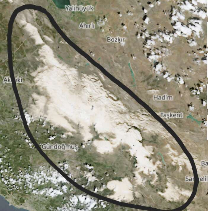 konyada-hala-5-metreyi-asan-kar-ortusu-var-goruntu-de-paylasildi