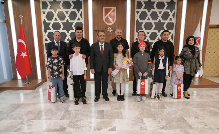 ktun-rektorlugune-23-nisan-atamasi-koltugu-ummu-gulsum-uludag-devraldi