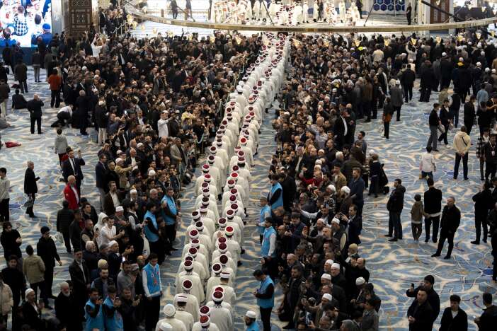 333-kucuk-hafiz-icazet-toreninde-ilk-tilaveti-recep-tayyip-erdogan-yapti