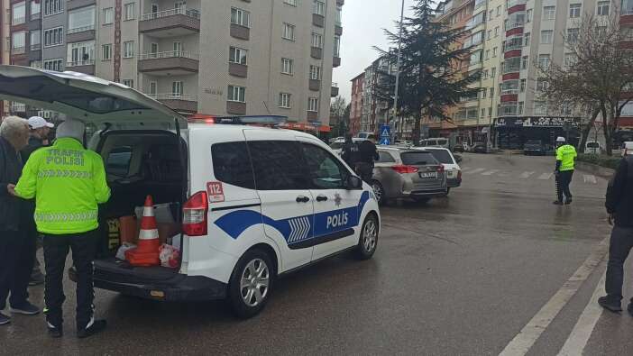 konyada-kavsakta-kaza-iki-otomobil-carpisti-1-yarali-var