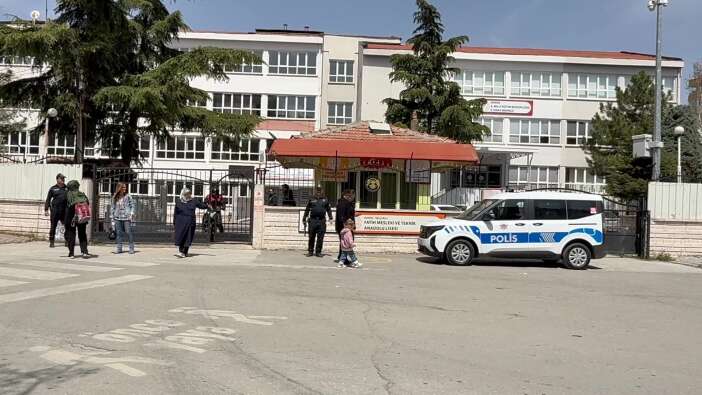 konyada-okul-cevresi-giris-cikis-ve-risk-haritalari-yeniden-duzenlenecek