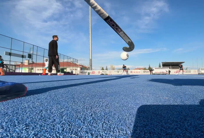 konyanin-hokey-gururu-avrupada-tarih-yazmak-istiyor