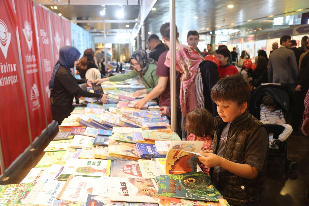 konyanin-tum-ilcelerinden-cocuklar-buraya-akin-ediyor