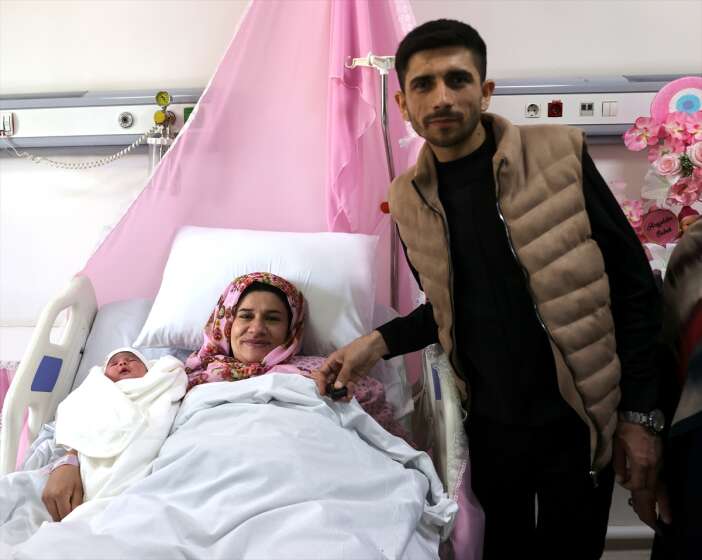 tup-bebek-destegi-projesinin-ilk-bebegi-dunyaya-geldi