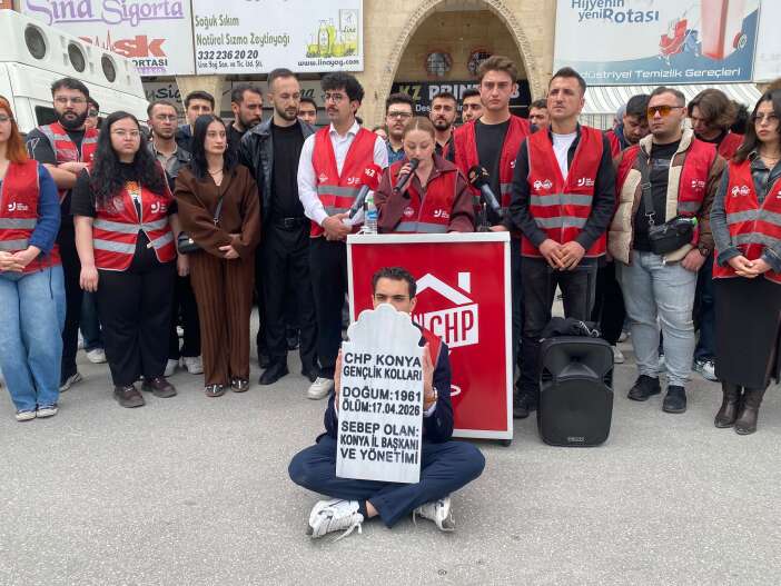 chp-konyada-kriz-derinlesti-gencler-ayakta