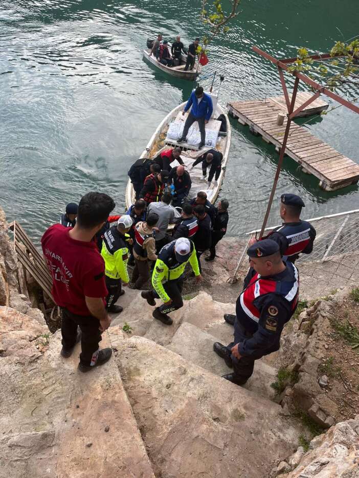 firat-nehrine-dusen-mehmet-aslanin-cansiz-bedeni-bulundu