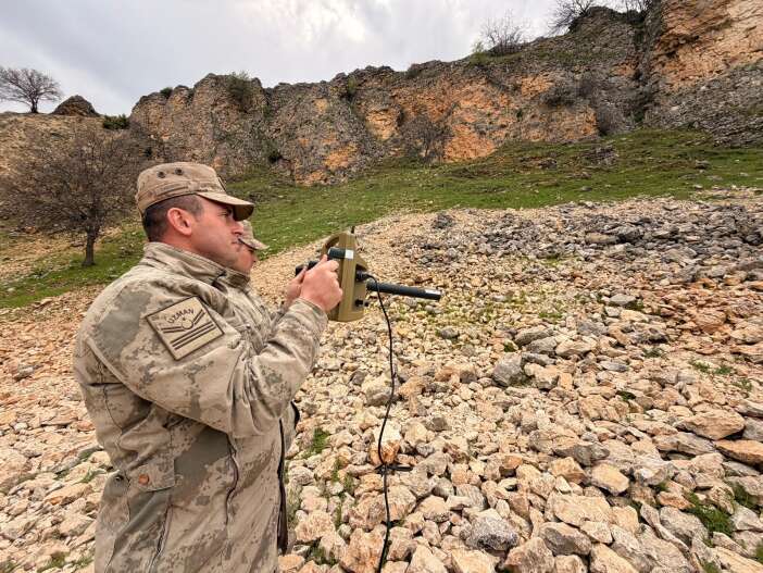 gulistan-dokunun-cesedini-bulmak-icin-genis-capli-arama-baslatildi