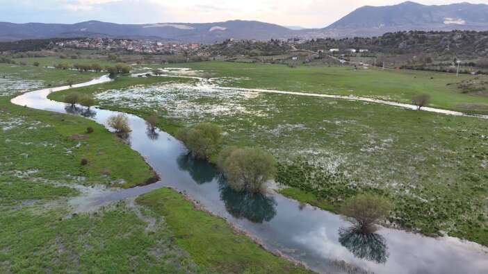 konyada-ovalar-bahara-uyandi-ortaya-kartpostallik-goruntuler-cikti
