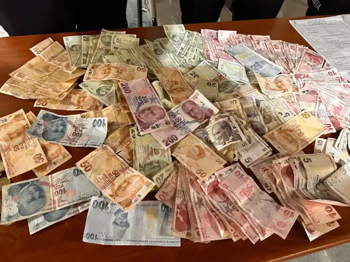 konyada-dilencilerin-akin-ettigi-ilcede-siki-denetim-basladi