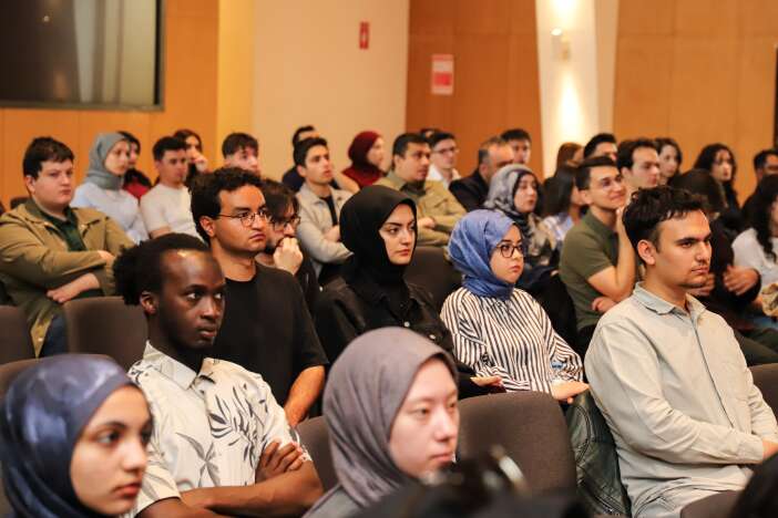 konyada-teknoloji-gundemine-isik-tutan-zirve