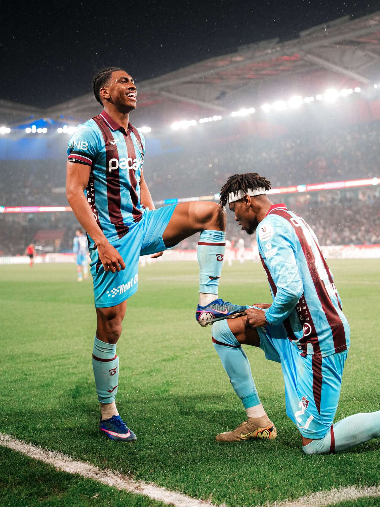 konyasporun-evinde-trabzonsporun-deplasmanda-bilegi-bukulmuyor