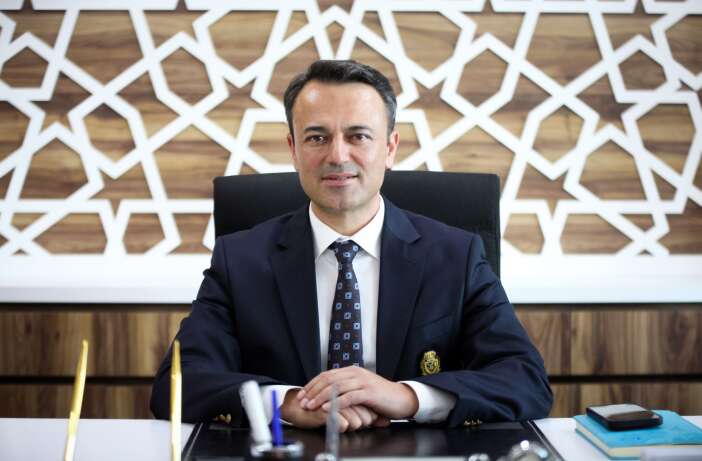 neu-dis-hekimligi-fakultesi-dunya-ortalamasinin-uzerine-cikti