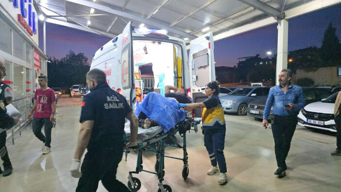 baba-oz-kizini-bicaklayip-kacti