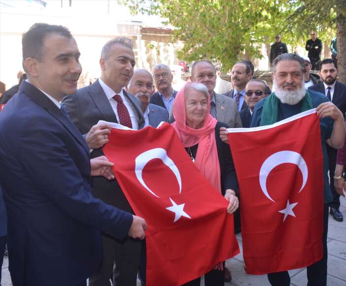 karamandan-konyaya-6-gun-surecek-yuruyus-basladi