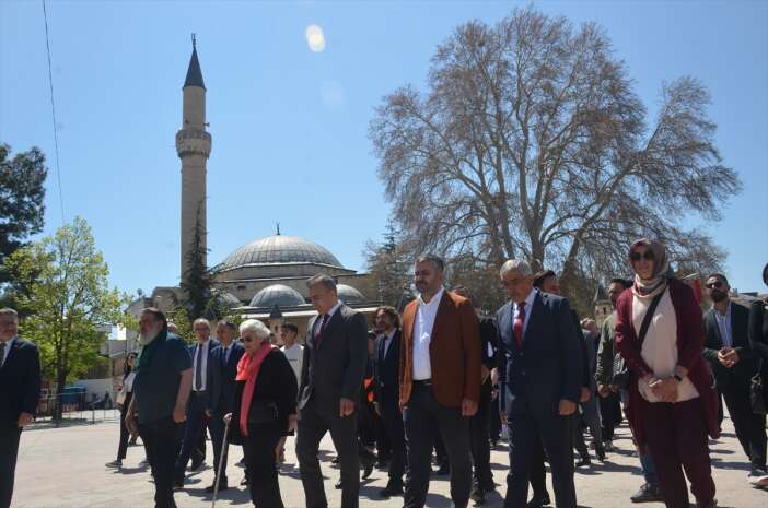 karamandan-konyaya-6-gun-surecek-yuruyus-basladi