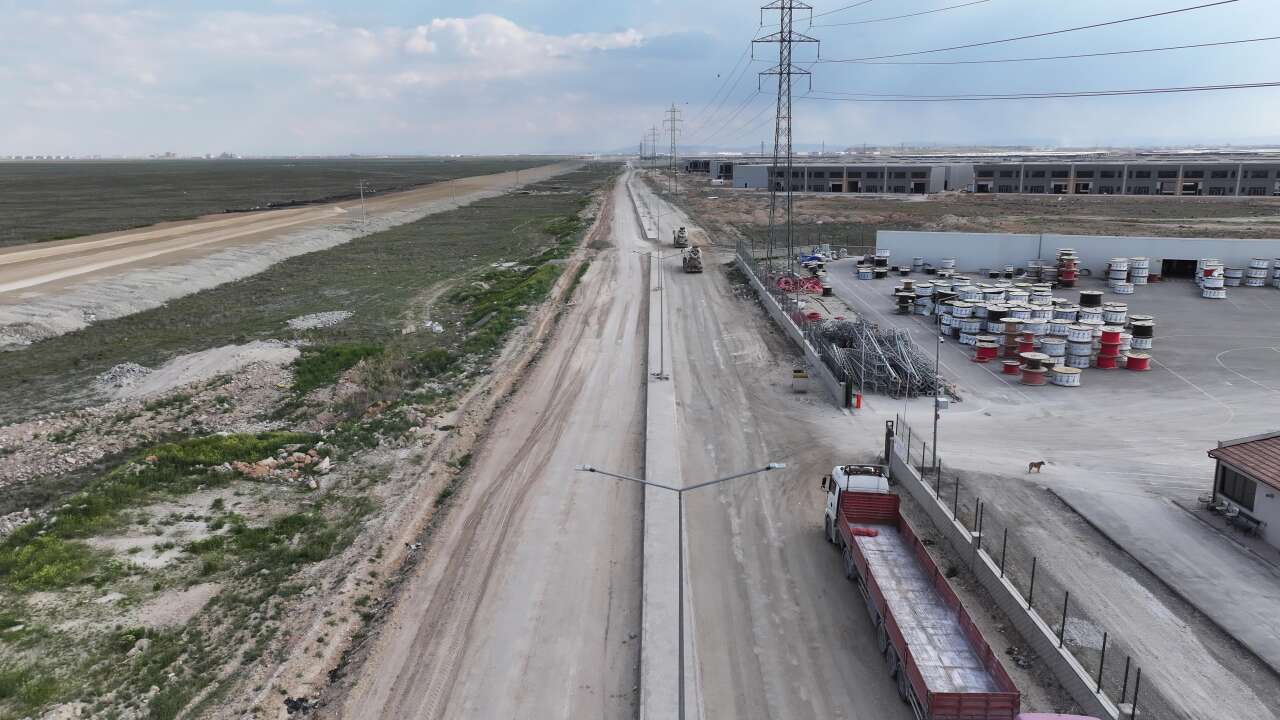 konyada-sanayi-trafigini-rahatlatacak-dev-adim-2-yeni-cadde-yapiliyor