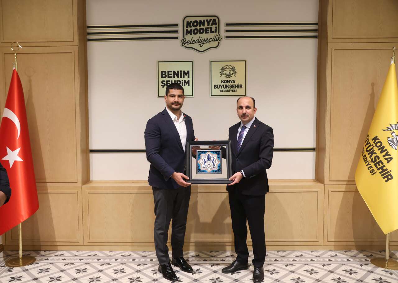 turkiye-sporunun-onemli-isimleri-baskan-altayi-ziyaret-etti