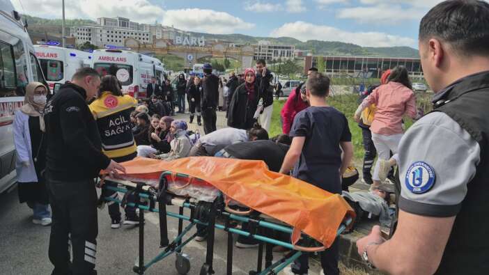 universite-kampusunde-feci-kaza-emniyet-muduru-ve-rektor-olay-yerine-kostu