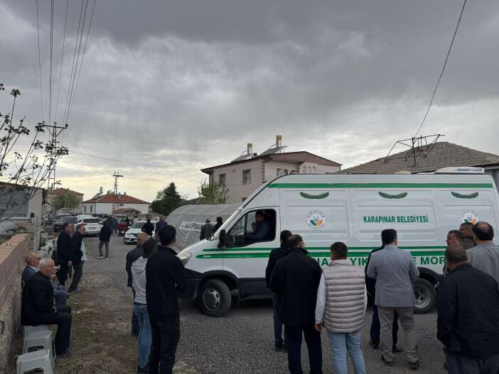 akima-kapilan-elektrik-ustasi-konya-karapinarda-topraga-verildi