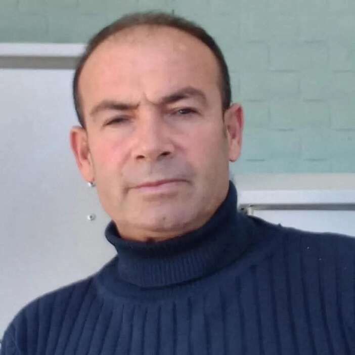 akima-kapilan-elektrik-ustasi-konya-karapinarda-topraga-verildi
