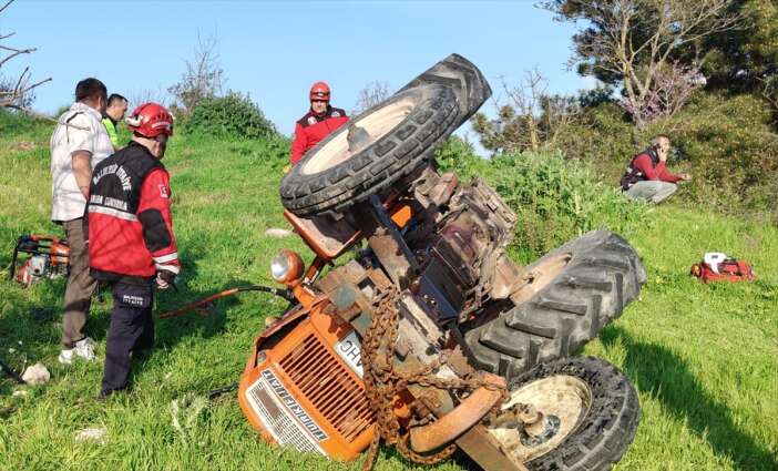 traktor-devrildi-ciftci-mustafa-gobek-yasamini-yitirdi