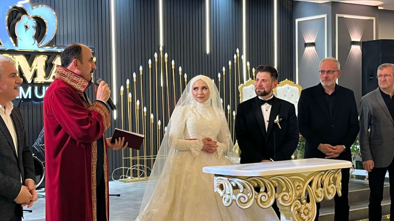 rana-ile-talatin-mutlu-gunu-konyayi-bulusturdu