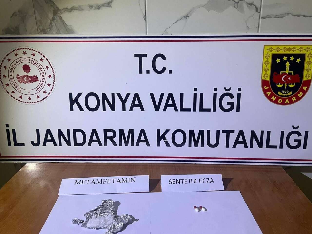 konyada-zehir-tacirlerine-darbe-71-kisi-yakalandi-14u-tutuklandi