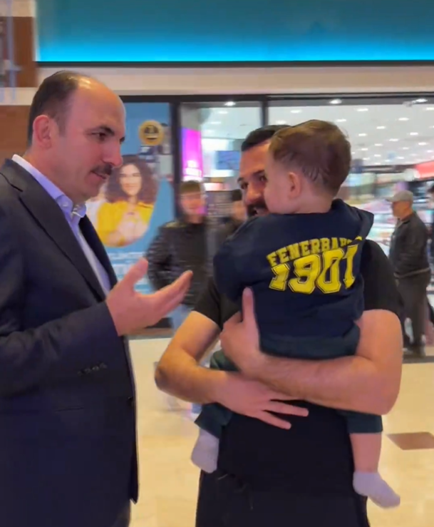 baskan-altaydan-avmde-cocuklara-surpriz