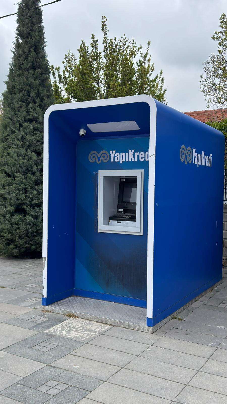 konyanin-en-buyuk-ilcelerinden-birinde-atm-krizi-vatandasi-cileden-cikardi