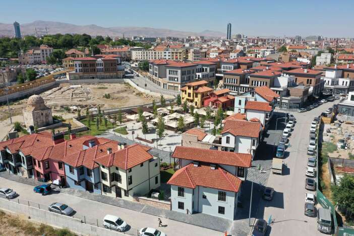 konyanin-gozdesi-suricinde-yeni-sezon-avlu-kafe-kapilarini-tekrar-acti