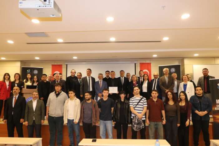 15-temmuz-mansetleriyle-hafiza-dersi-o-gece-siz-olsaydiniz