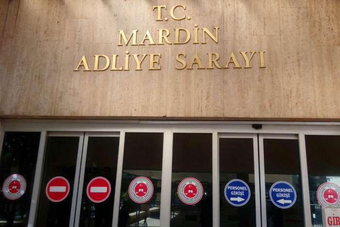 babasinin-aracina-bomba-yerlestiren-evlat-icin-karar-cikti