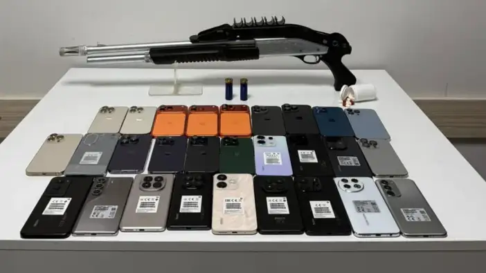 konyada-kacak-telefon-operasyonu-1-milyon-tllik-urun-ele-gecirildi