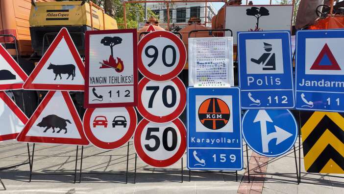 konyada-trafik-haftasi-cesitli-etkinliklerle-kutlandi