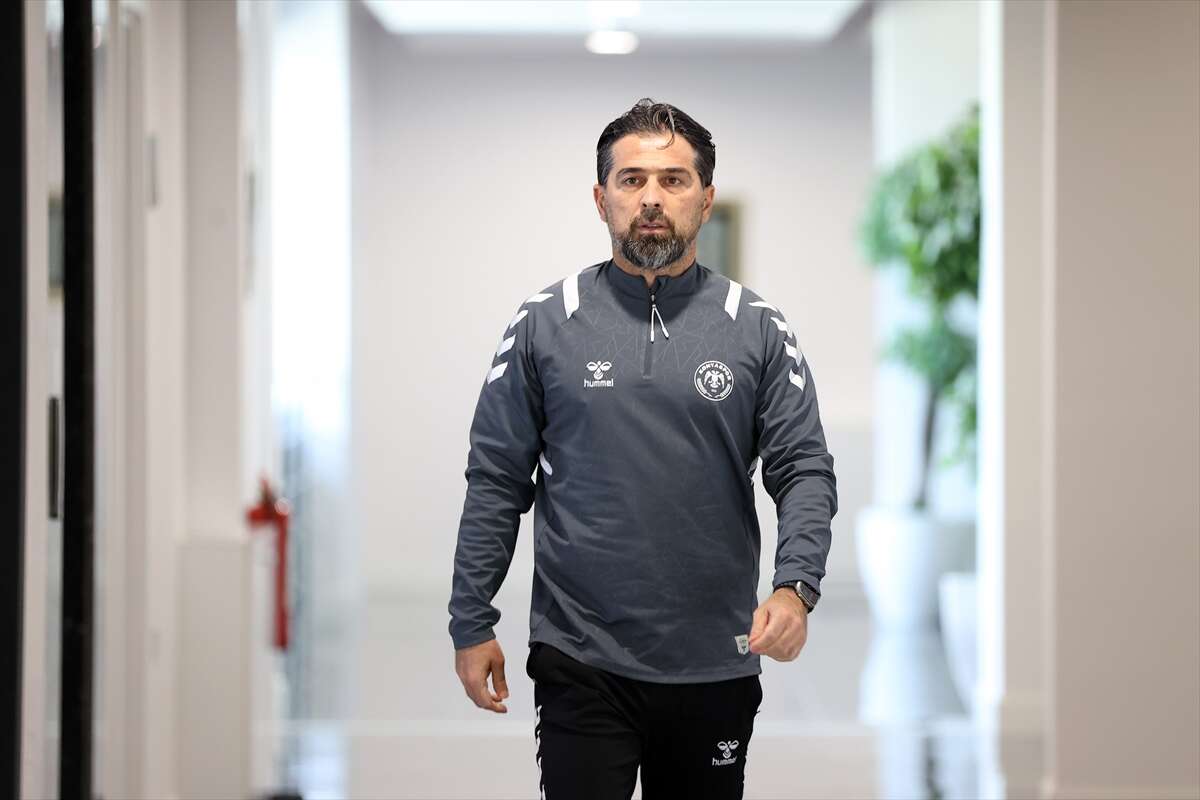 konyaspor-gozunu-kupaya-dikti-ilhan-palut-final-oncesi-hedeflerini-acikladi