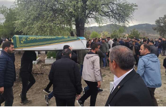 konyada-cinayete-kurban-giden-baskan-topraga-verildi