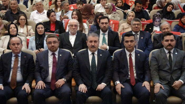 mustafa-desticiden-konyada-dikkat-ceken-cikis