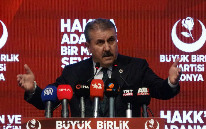 mustafa-desticiden-konyada-dikkat-ceken-cikis
