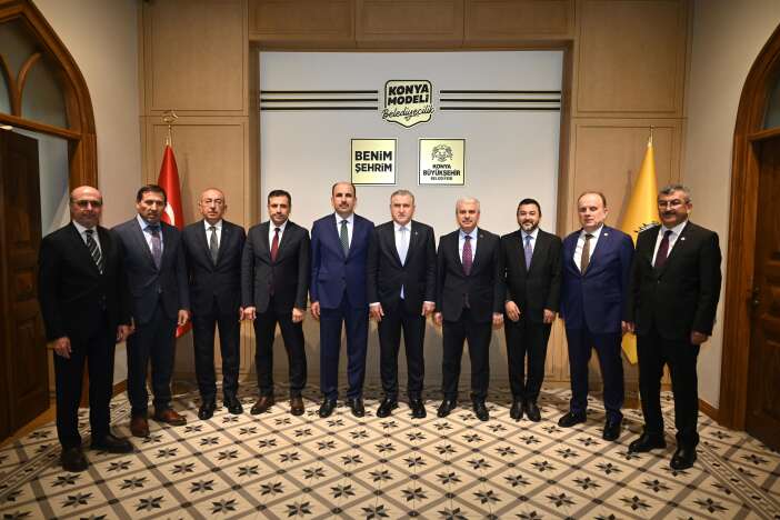 bakan-bak-konyada-ikinci-duragi-baskan-altayin-yani-oldu