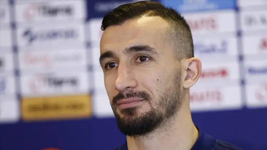 shakhtar-donetski-sampiyonluga-tasiyan-arda-turan-tarihe-gecti