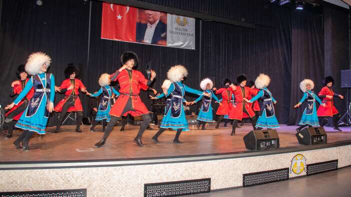 su-hukuk-mezunlari-konyada-yeniden-bulustu